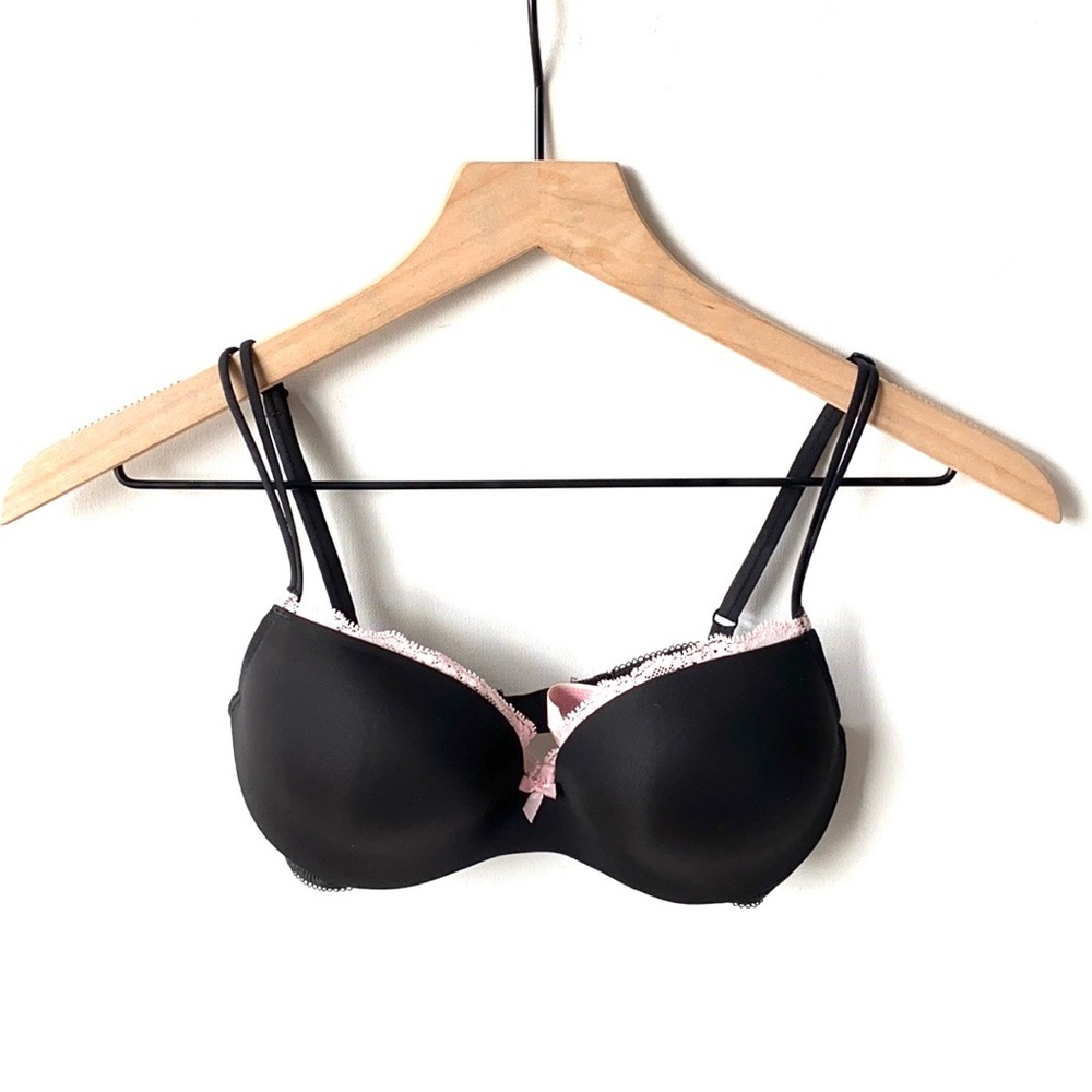 Victoria's Secret Black and Pink coquette demi push up bra